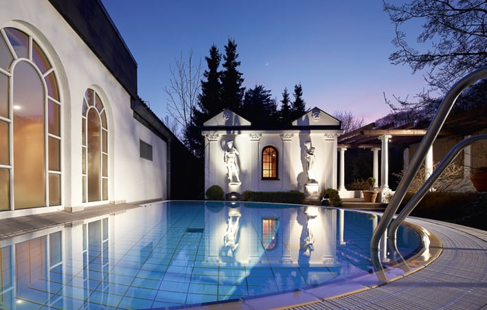 Saunalandschaft und Schwimmbad des Rhön Park Aktiv Resorts